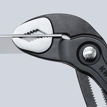 Load image into Gallery viewer, KNIPEX Cobra® คีมปั๊มน้ำไฮเทค DIN ISO 8976 รหัส 87 01 250
